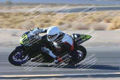 media/Jan-10-2025-CVMA Friday Practice (Fri) [[489e0da257]]/Group 4 and Trackday/Session 2 (Turn 4 Inside)/